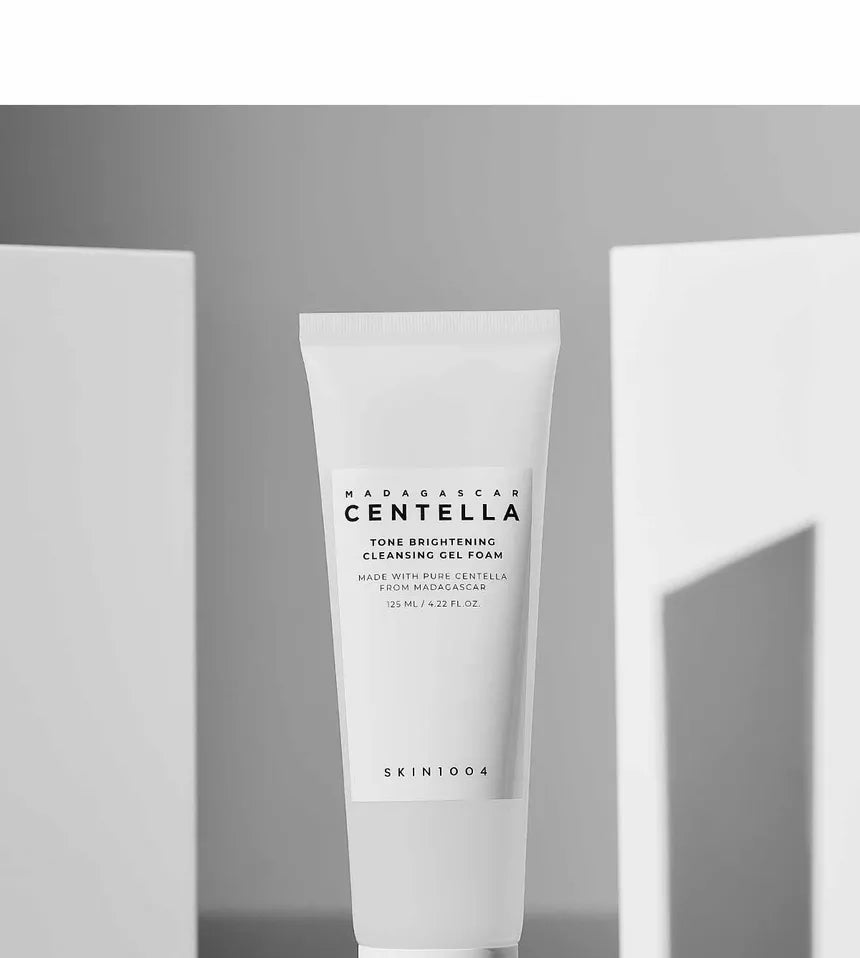 Skin1004 Madagascar Centella Tone Brightening Cleansing Gel Foam 125ml